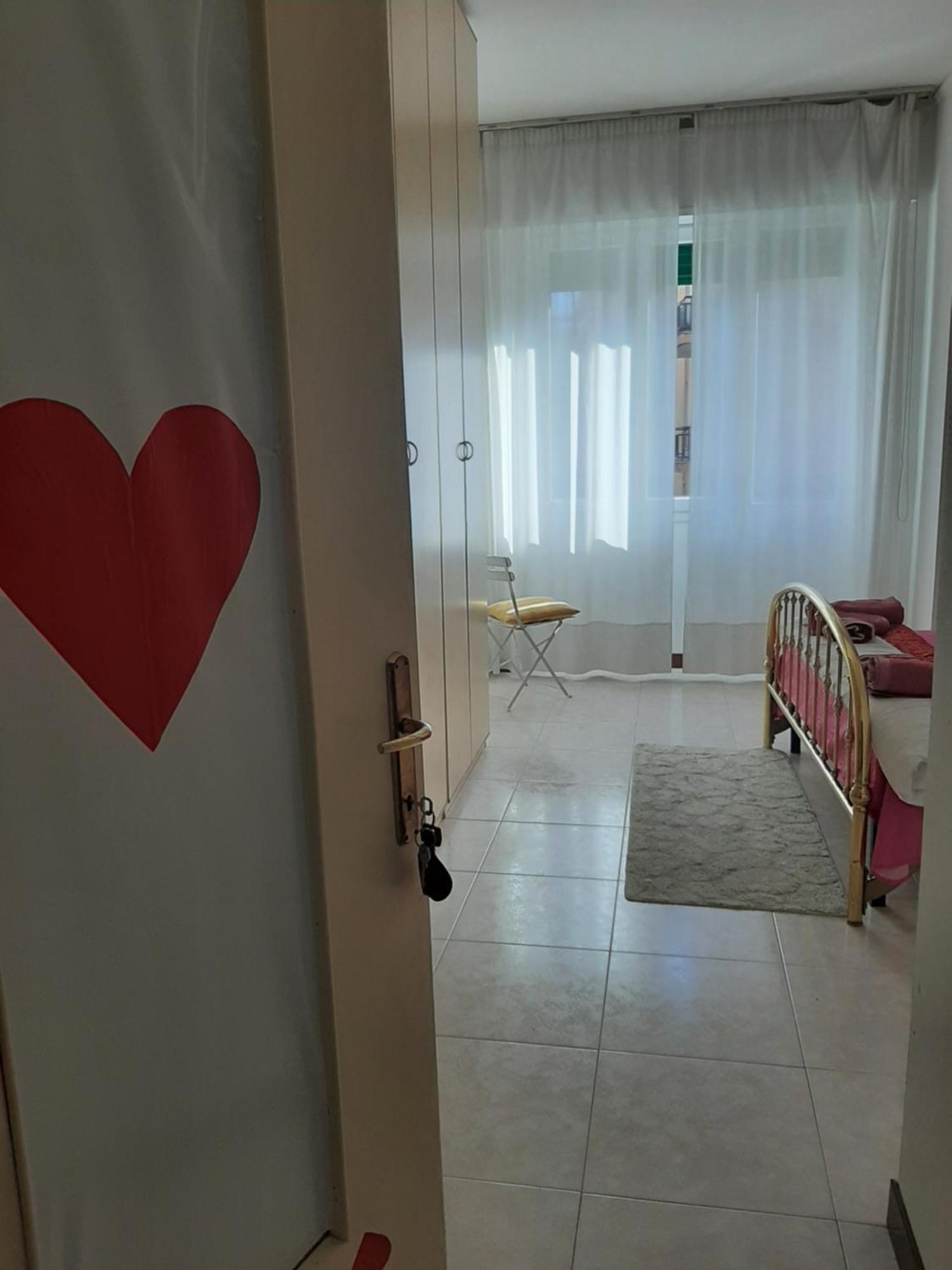 Отель Locazione Turistica Poker D'Assi Верона Экстерьер фото